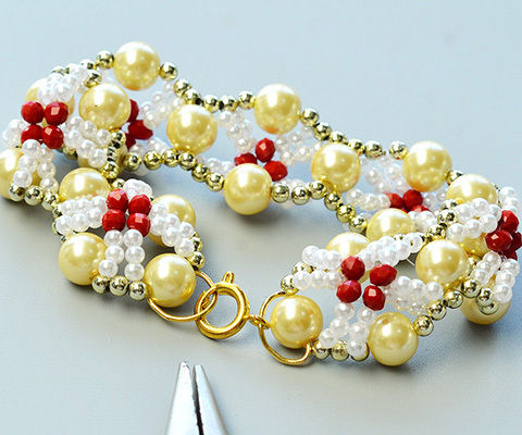 Beebeecraft Tutorials on How to Make Beaded Pearl Bracelet