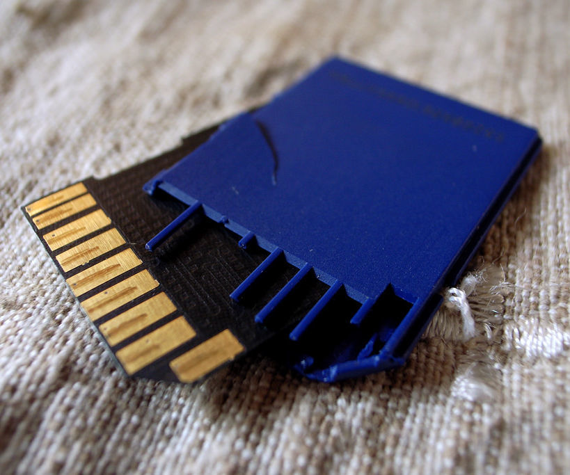 How to Repair a Damaged SD Card