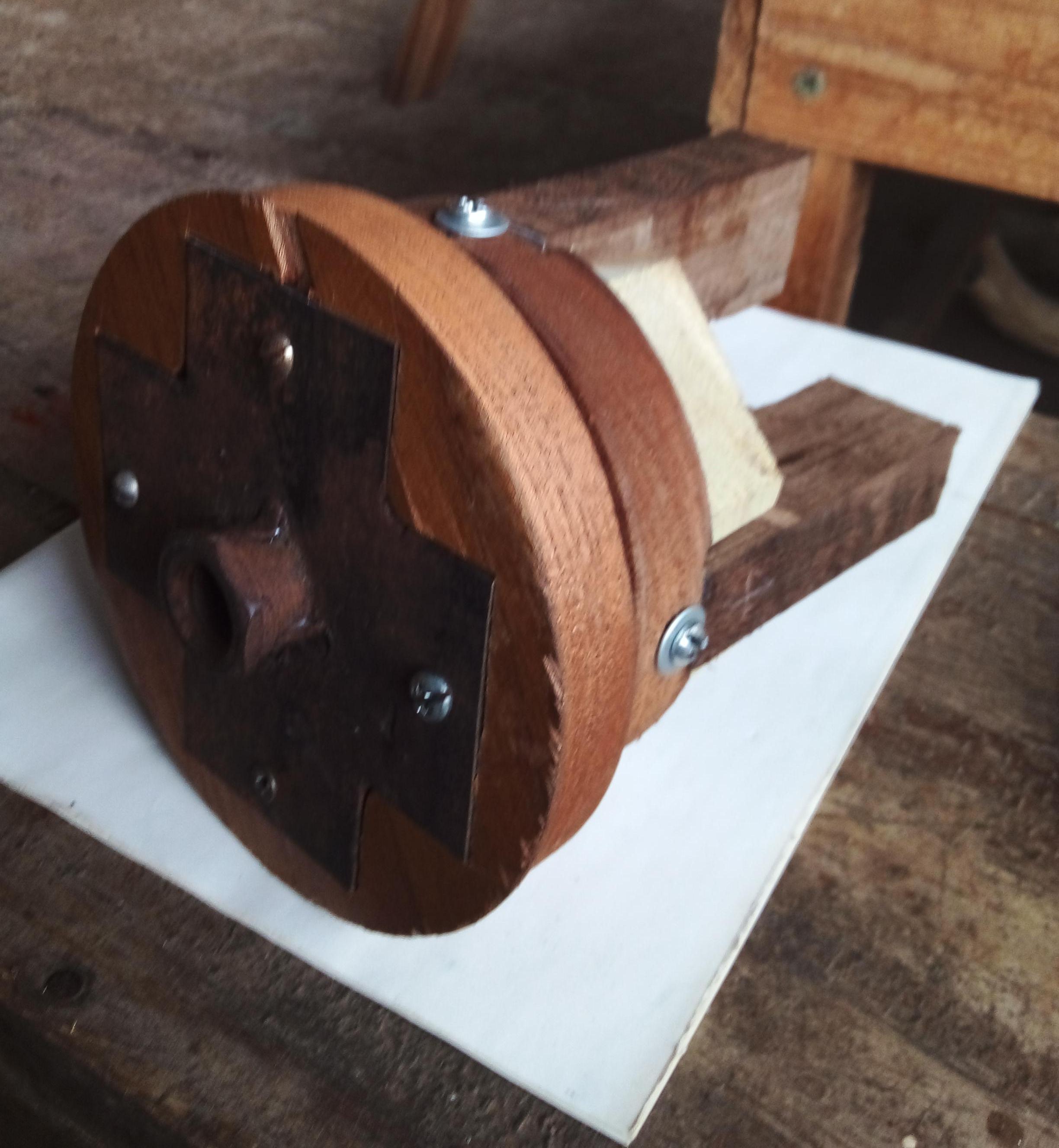 Cabezal Chuck Para Torno Confeccionado Con Madera