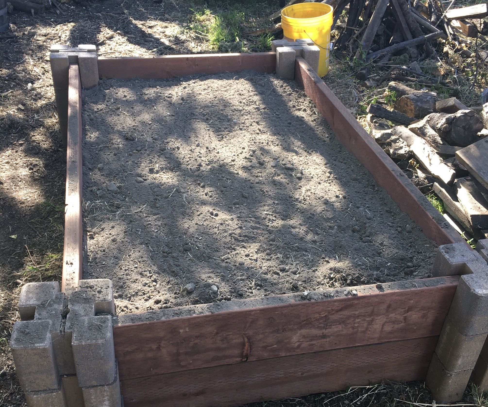 Super Easy Raised Garden Bed