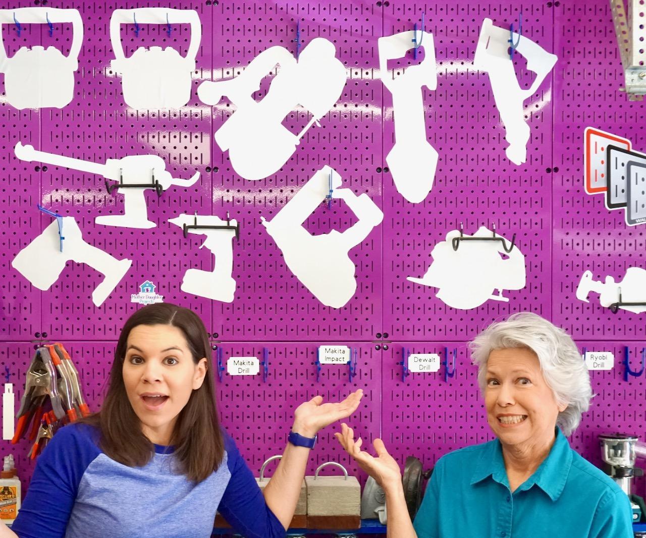 Sticky Shadows for Tool Organization