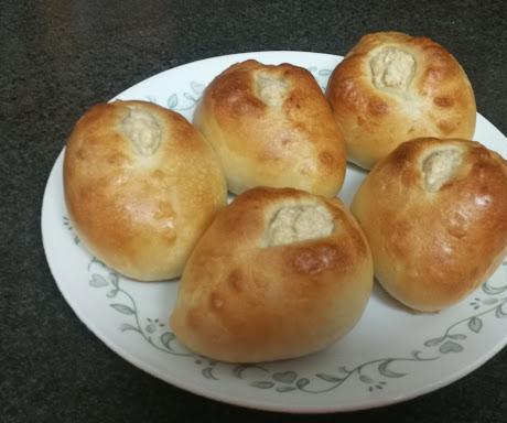 Buns Filled With Your Heart's Desires