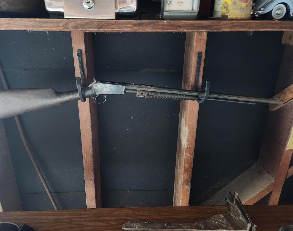 Easy Rider Rifle Rack