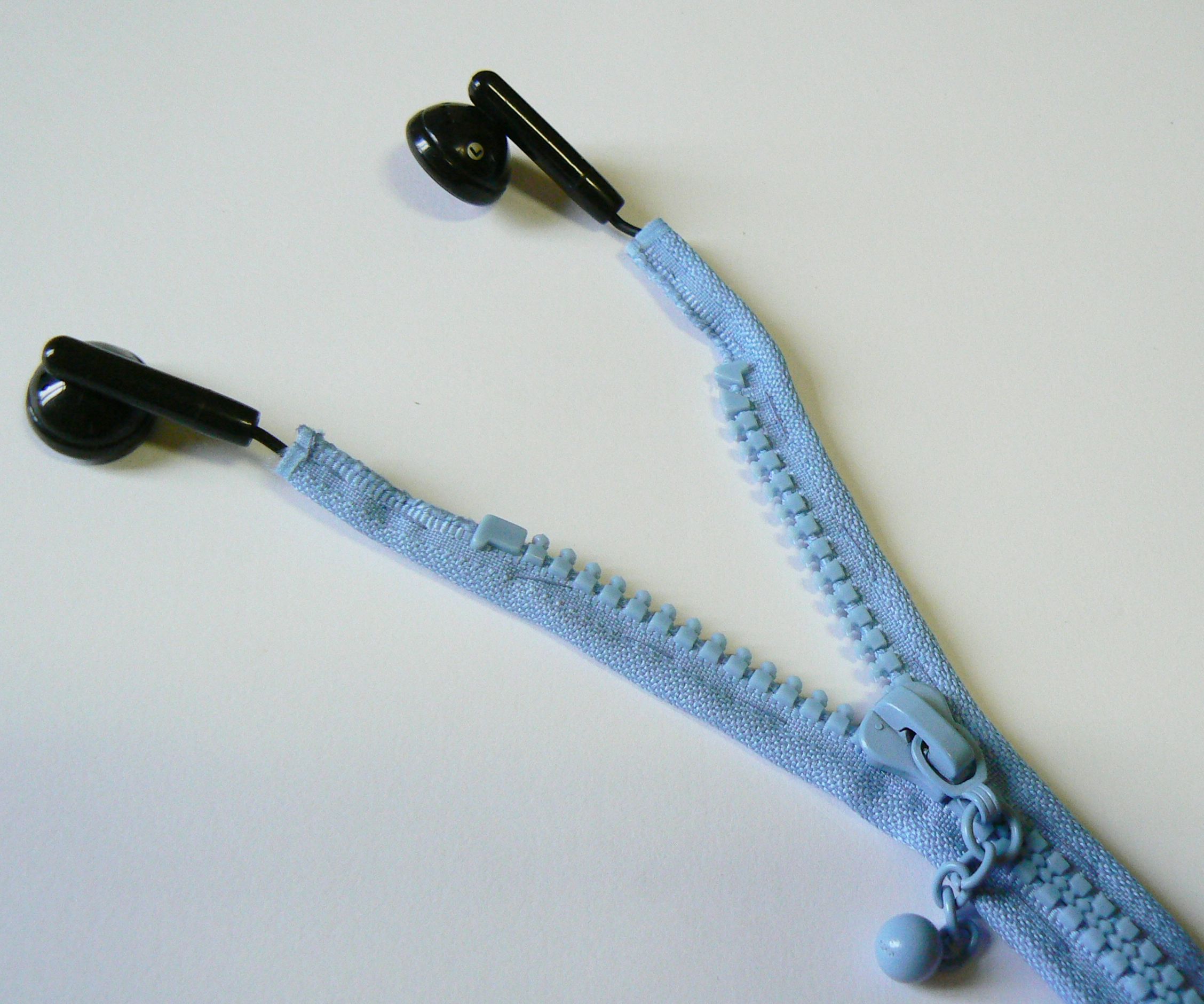 Zip Earphones