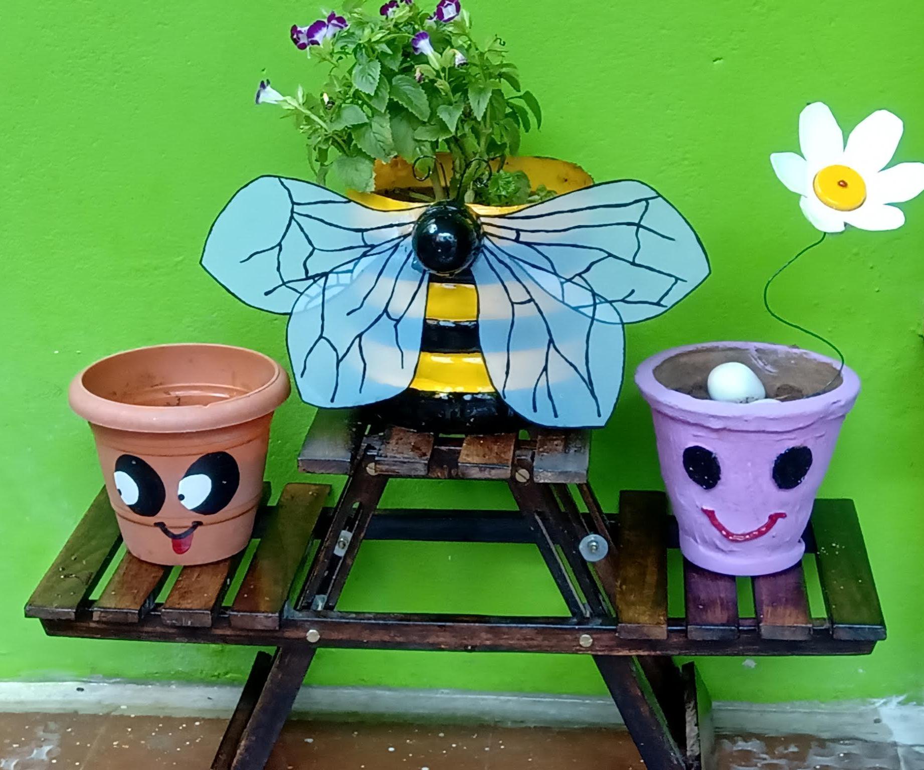 How to Turn Plastic Container(s) Into Bumblebee Plant Pot, Plastic Flower Etc