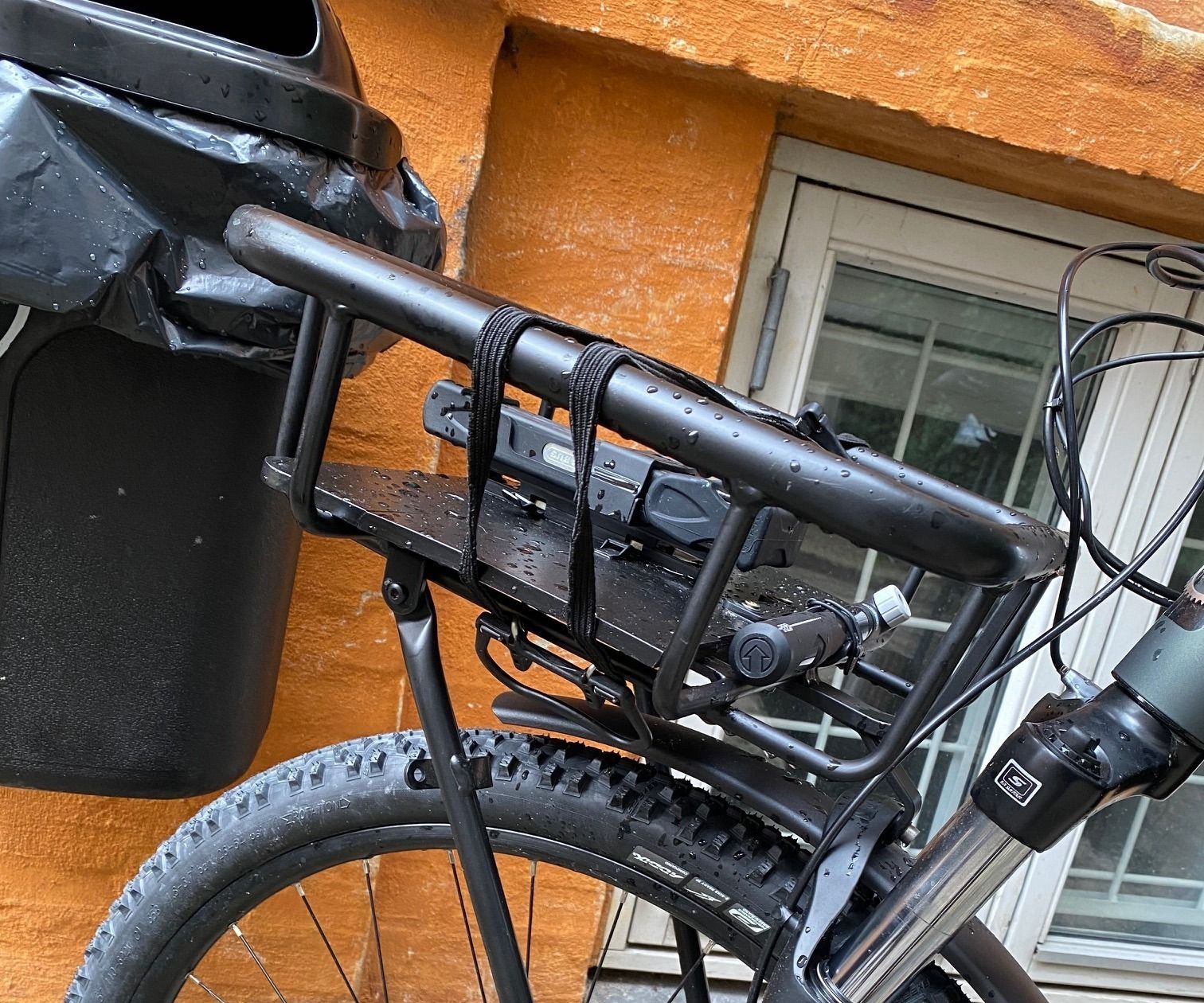 Front Carrier Rack/Pannier for Suspension Bike