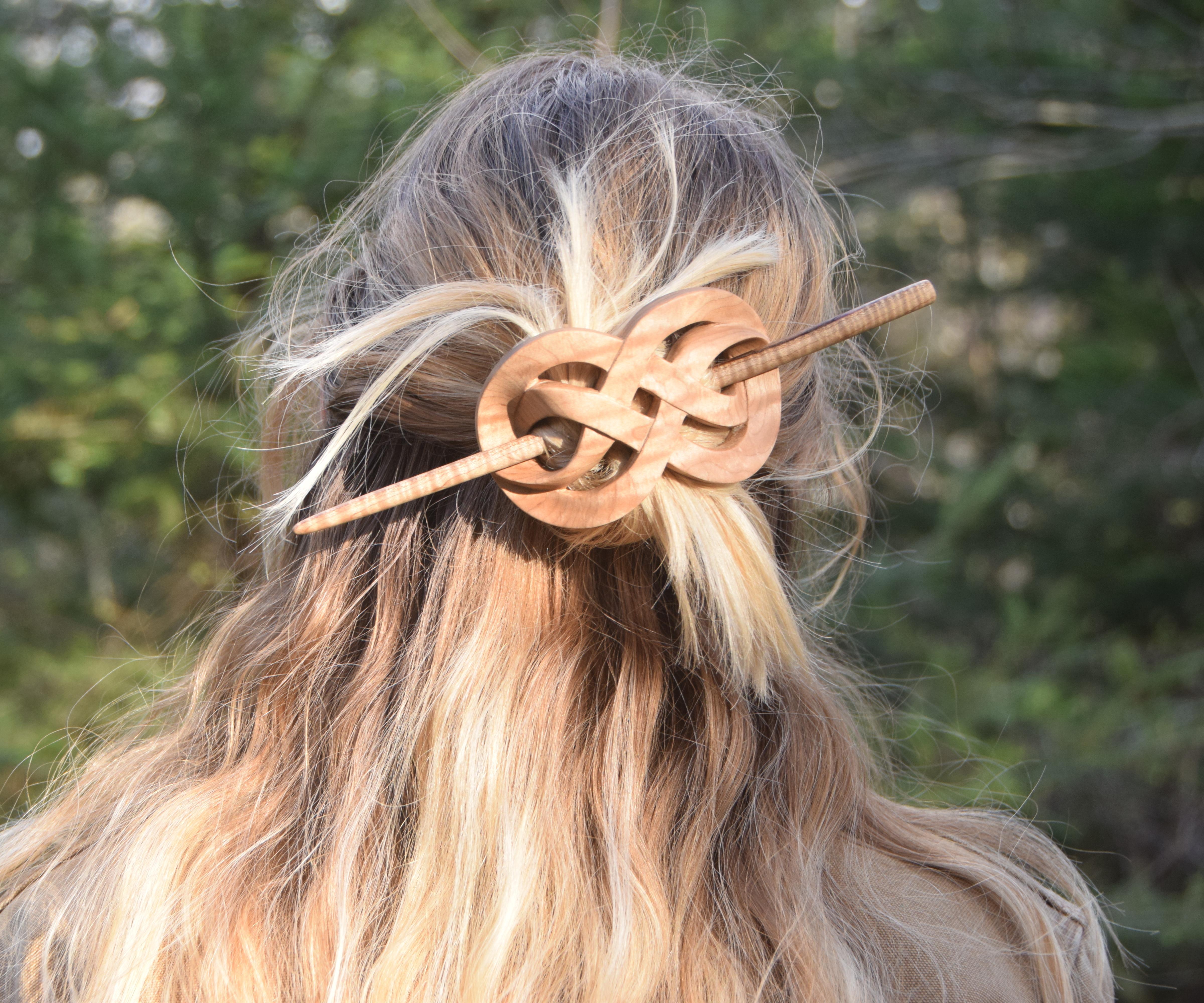 Interlocking Mobius Band Hair Clip