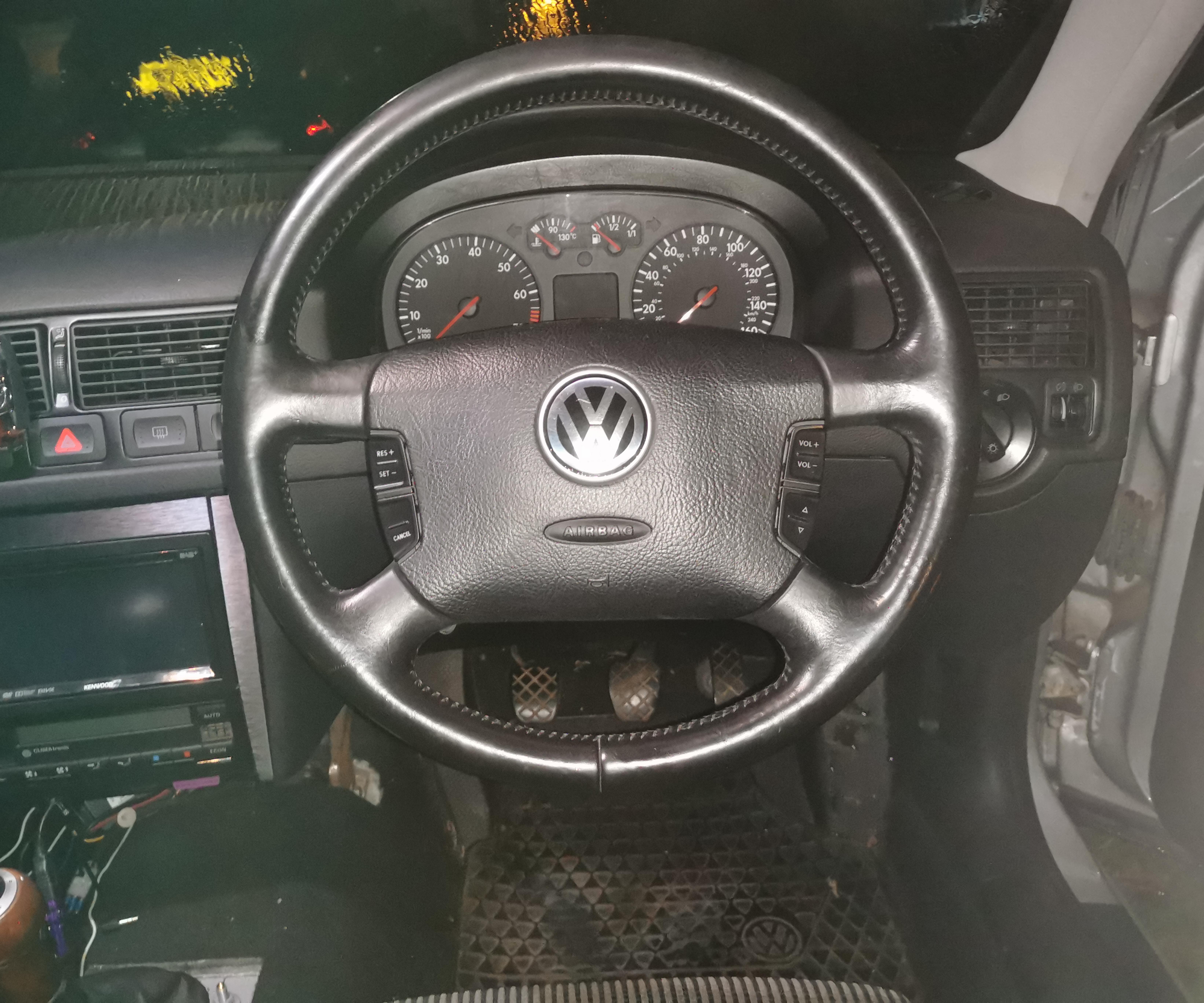 Mk4 Golf Multifunction Steering Wheel and Cruise Retrofit