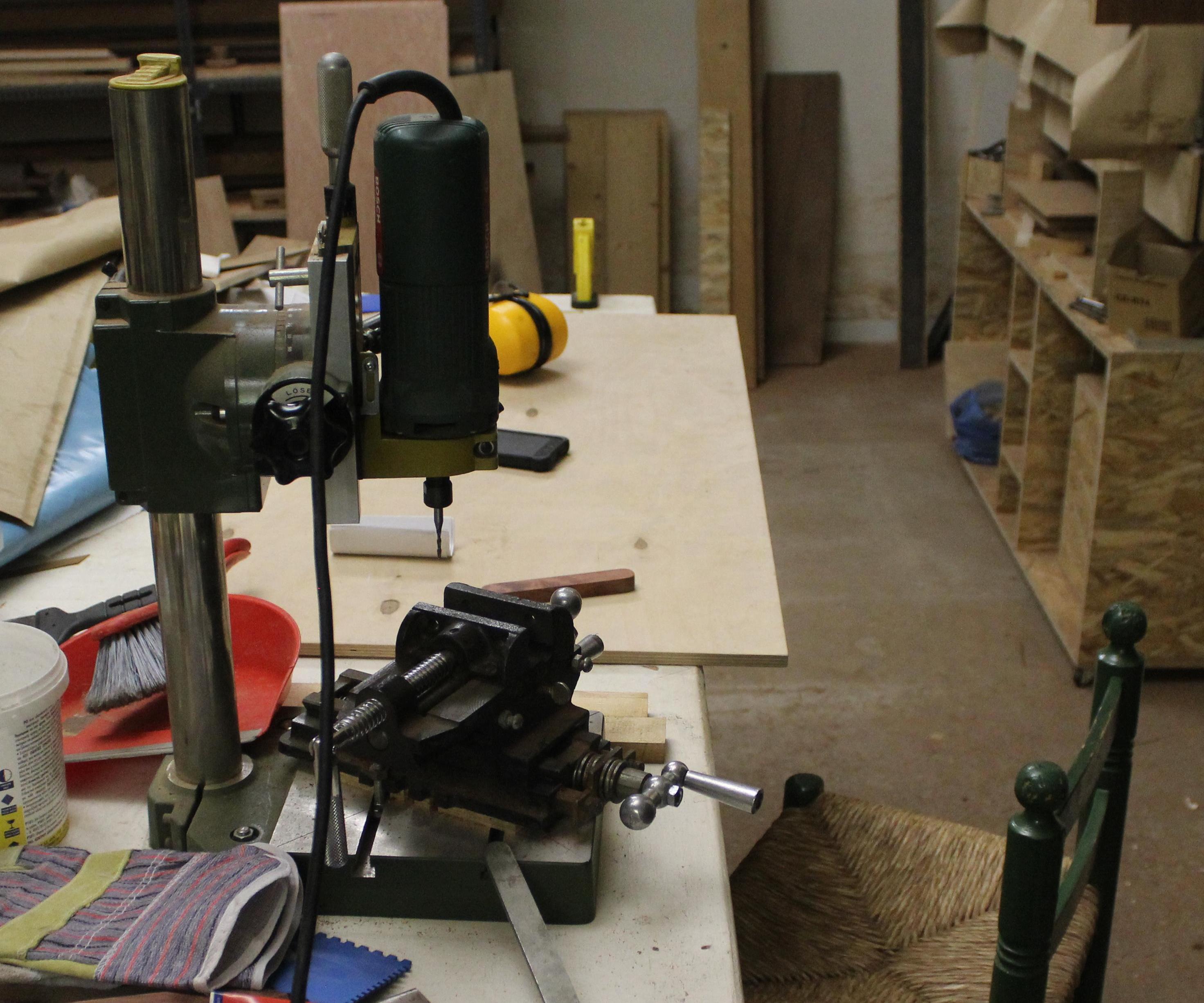 Poor Man's Milling Machine for Wood (for Making Cat Doors, Sliding Bevels and Other Cool Stuff).