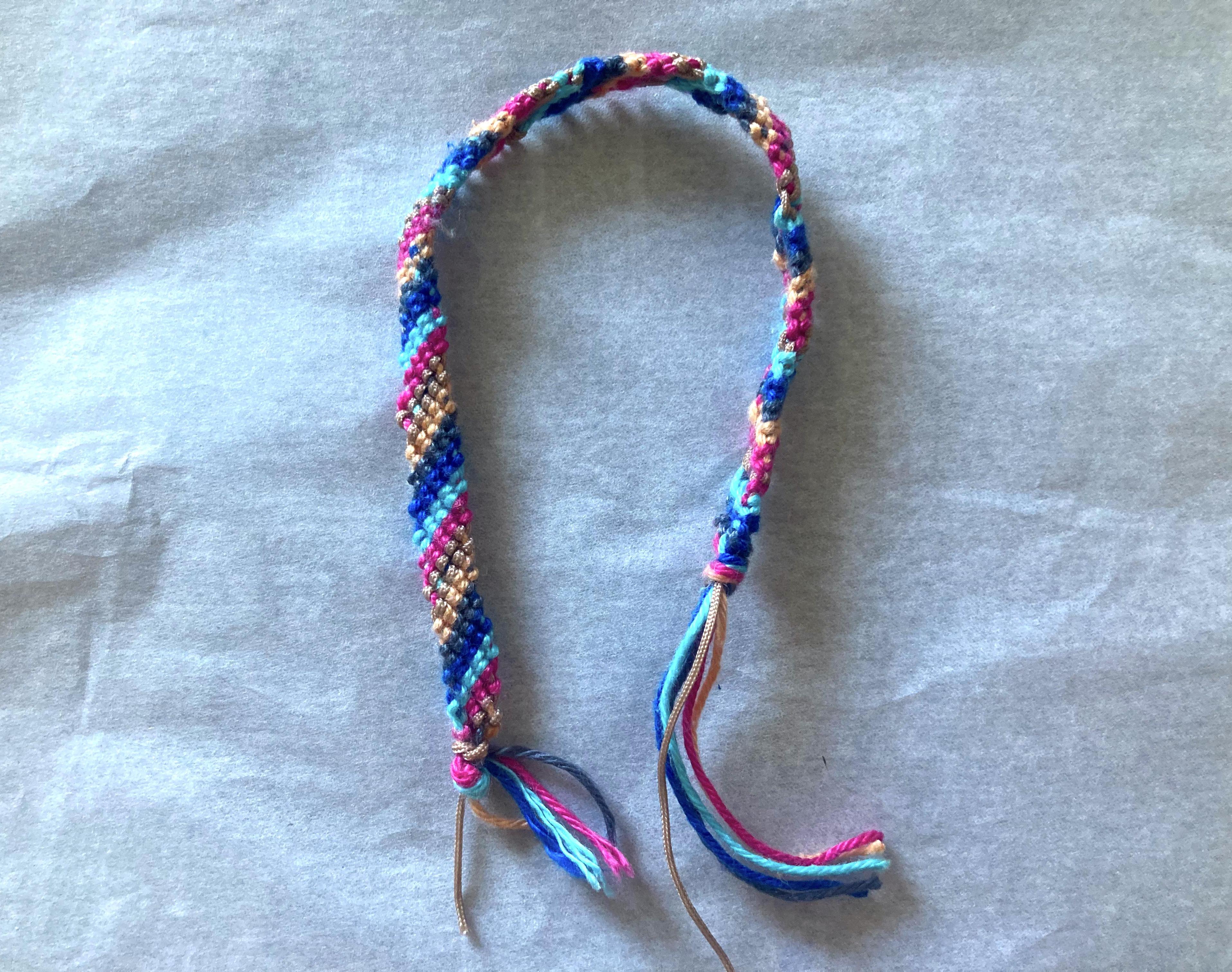 RAINBOW Friendship Band: a Step-by-Step Guide to Craft Meaningful Bonds