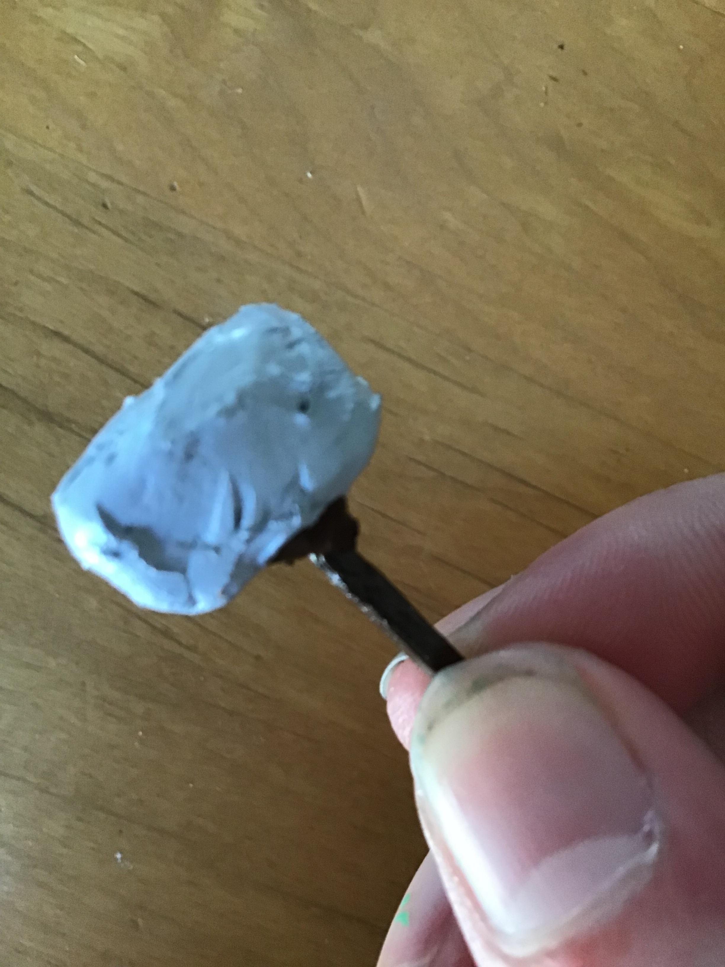How to Make a Tiny Mjolnir! (SUPER EASY)