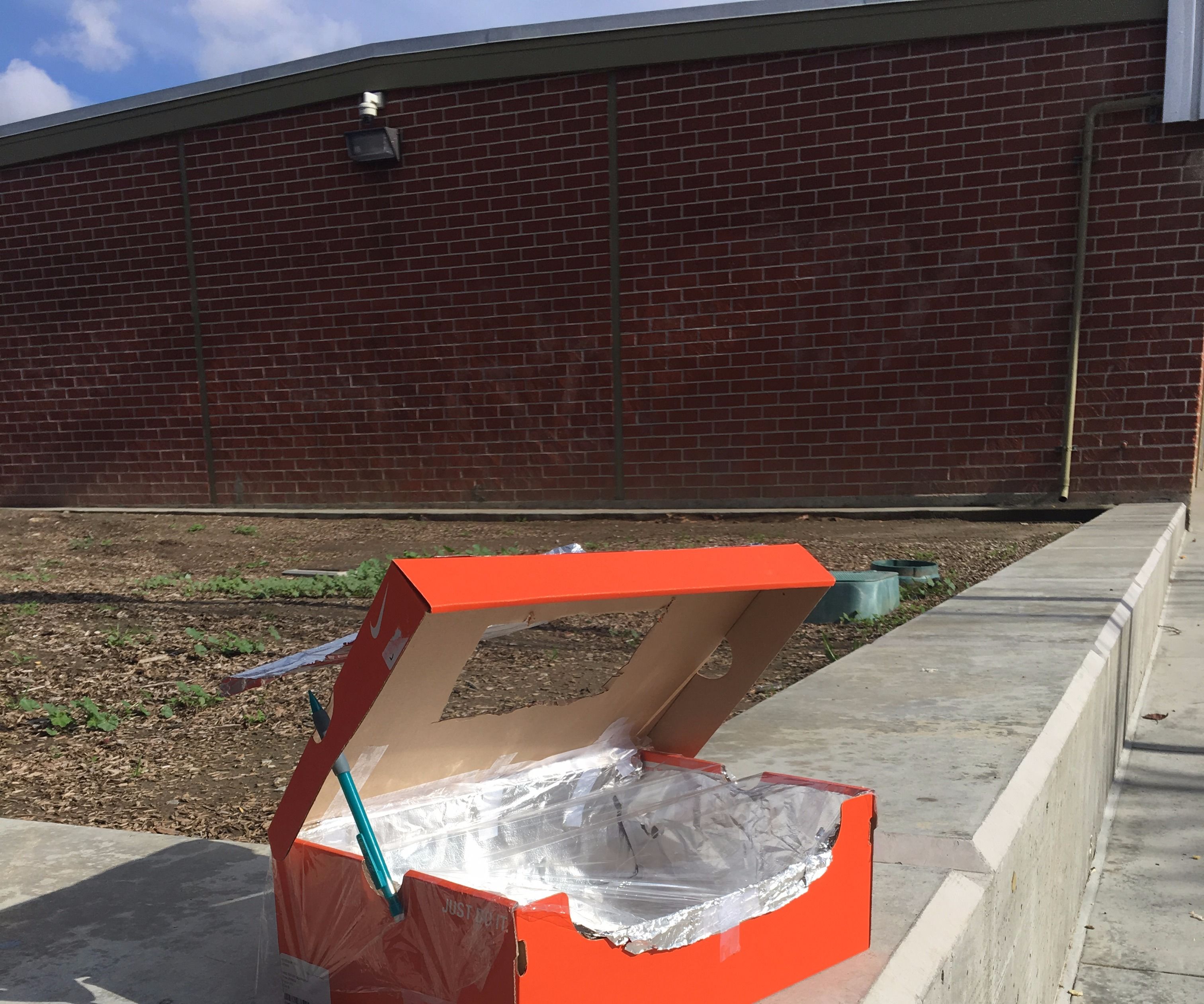 How to Make an Affordable Solar Oven