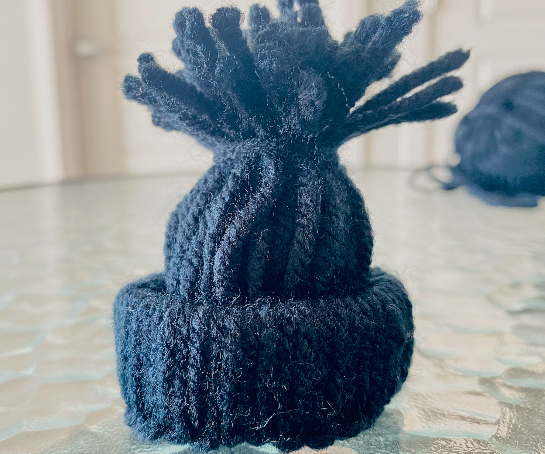 Mini DIY Yarn Hats!
