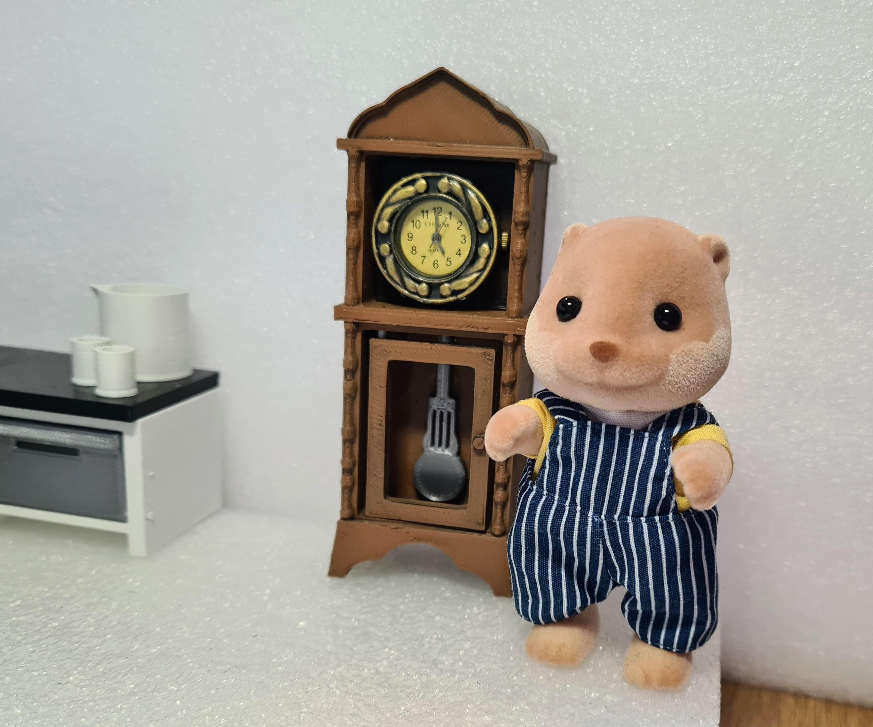 Working Mini Grandfather Clock Desktop/Sylvanian (3D Printed Tinkercad Project)