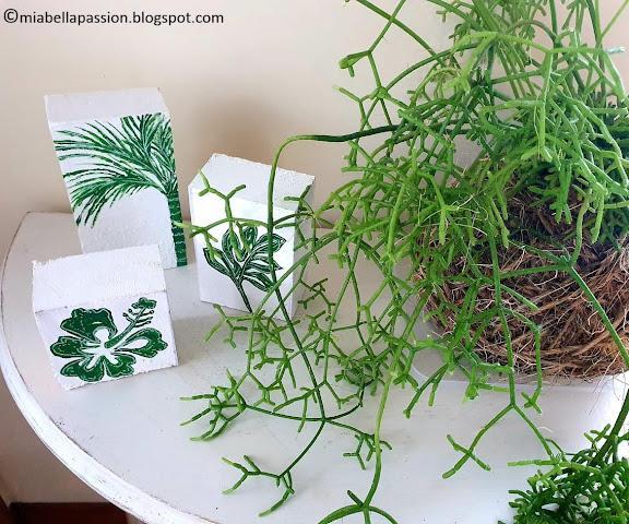 DIY Tropical Themed Wood Art Blocks