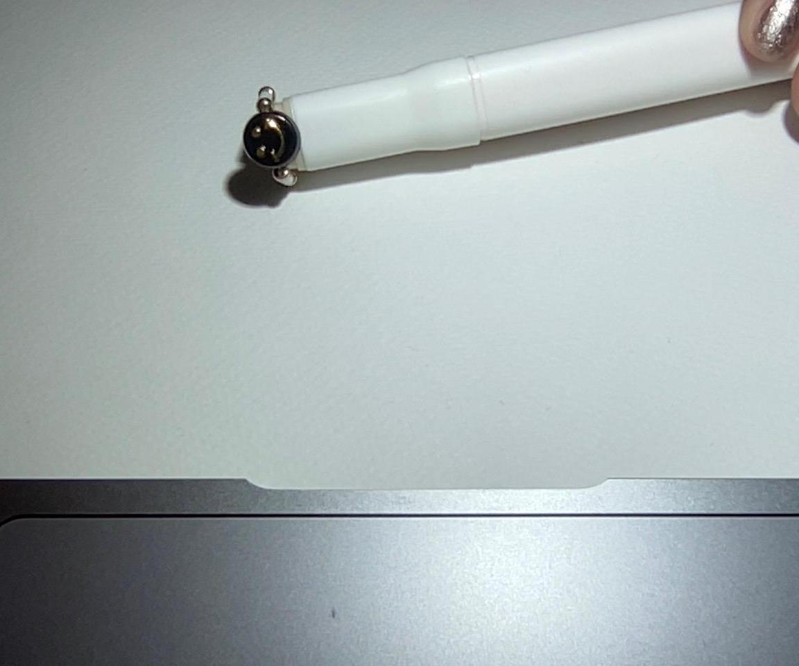 How to Make a Beaded Ring With a Smiley Face on It