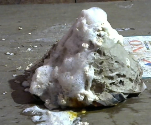 Easy Volcano(not Using Vinegar and Baking Powder)