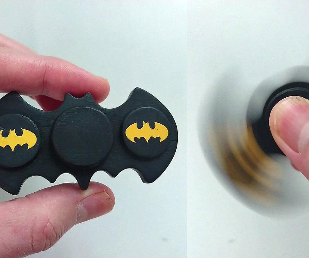 Cool DIY Batman Fidget Spinner (Without Bearings)