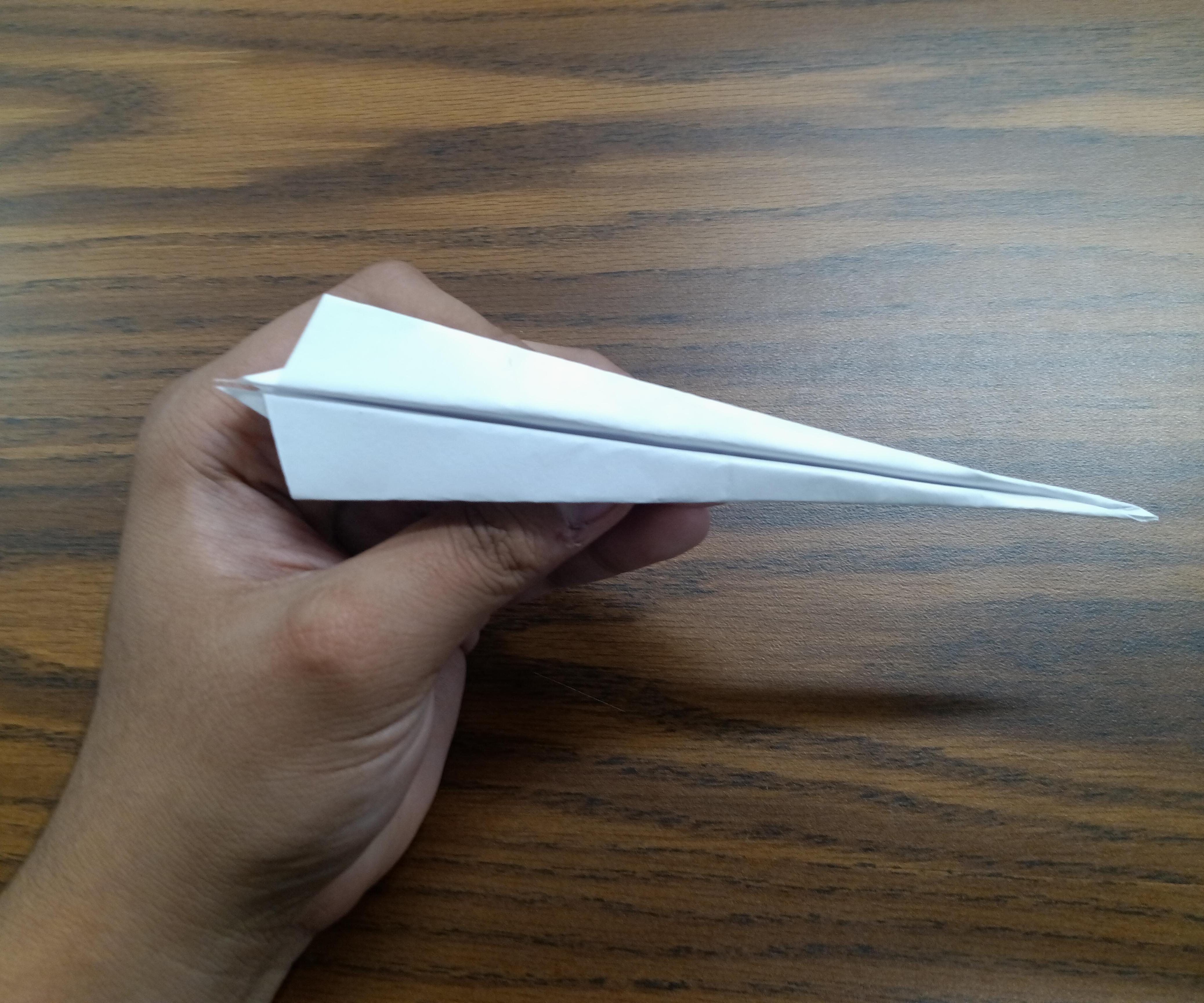  a Fast and Simple Speed Paper Airplane