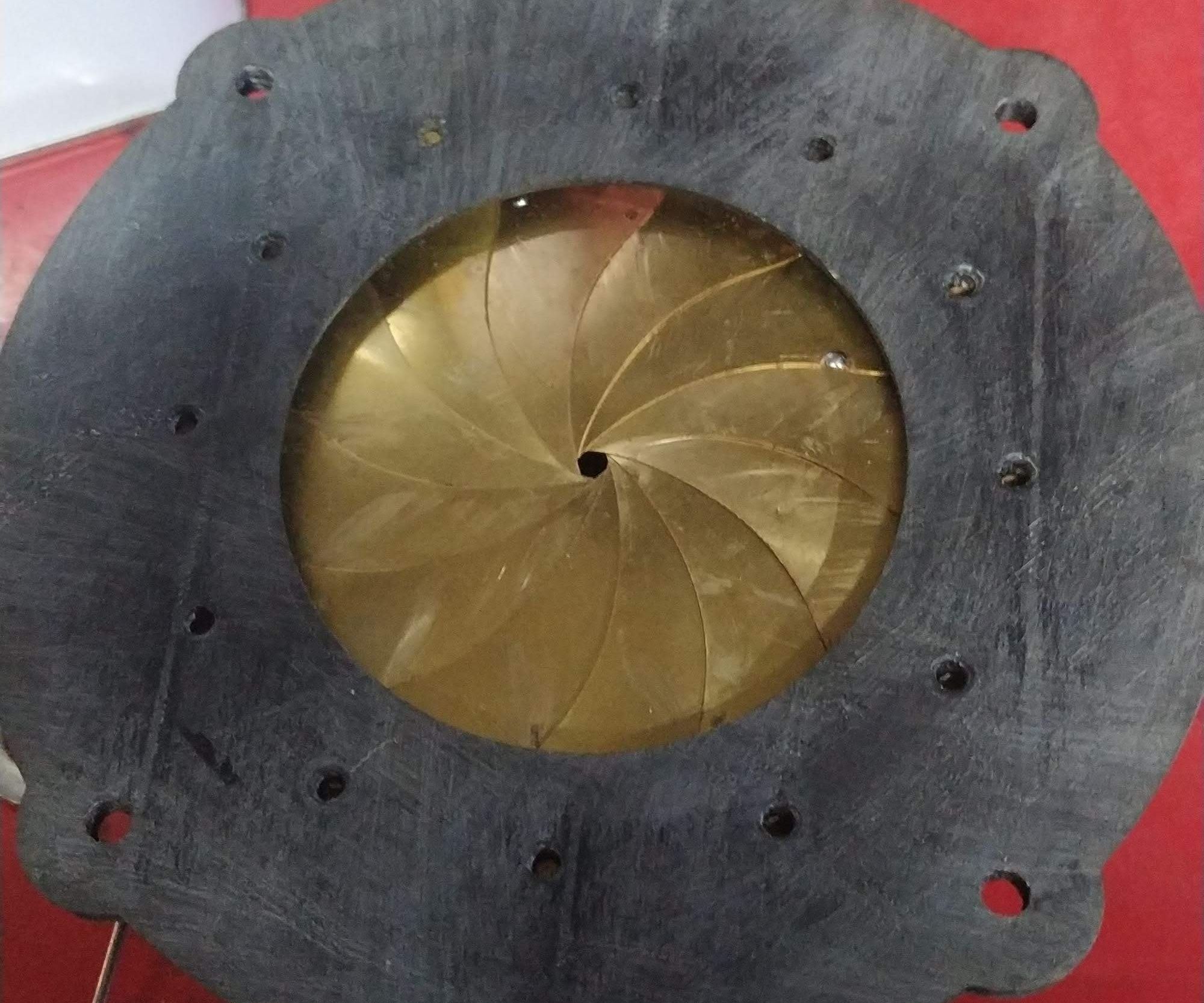 Nixie Spedometer and Mechanical Iris Without GPS