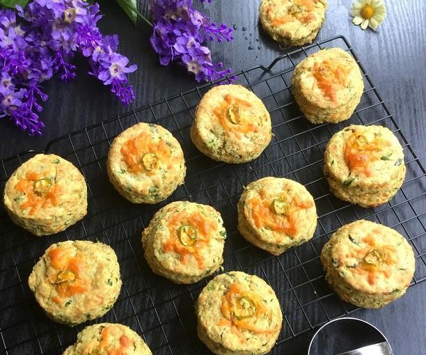Cheese and Spinach Scones With Turmeric