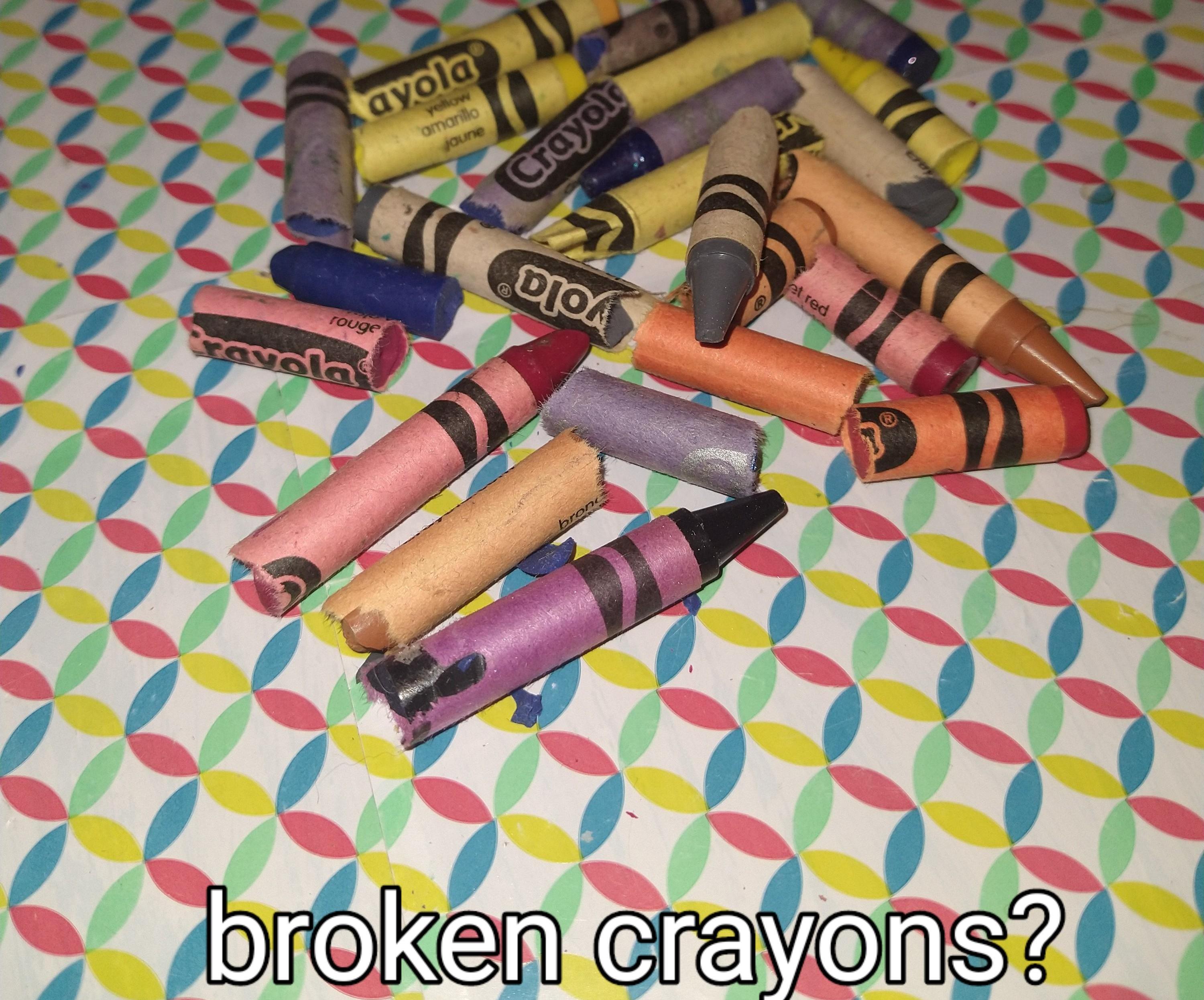RECYCLED CRAYON BITS
