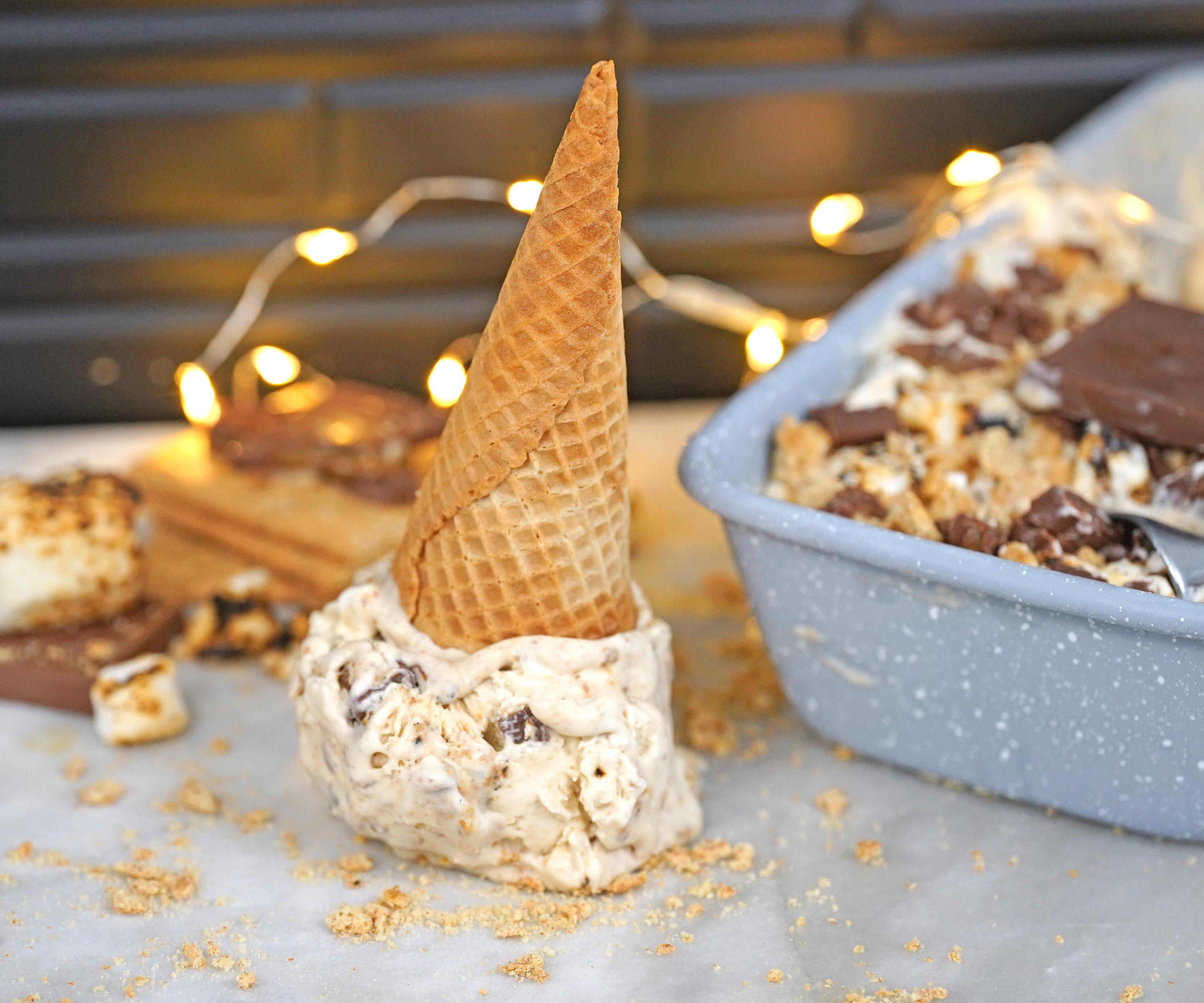 HOMEMADE S’MORES ICE CREAM