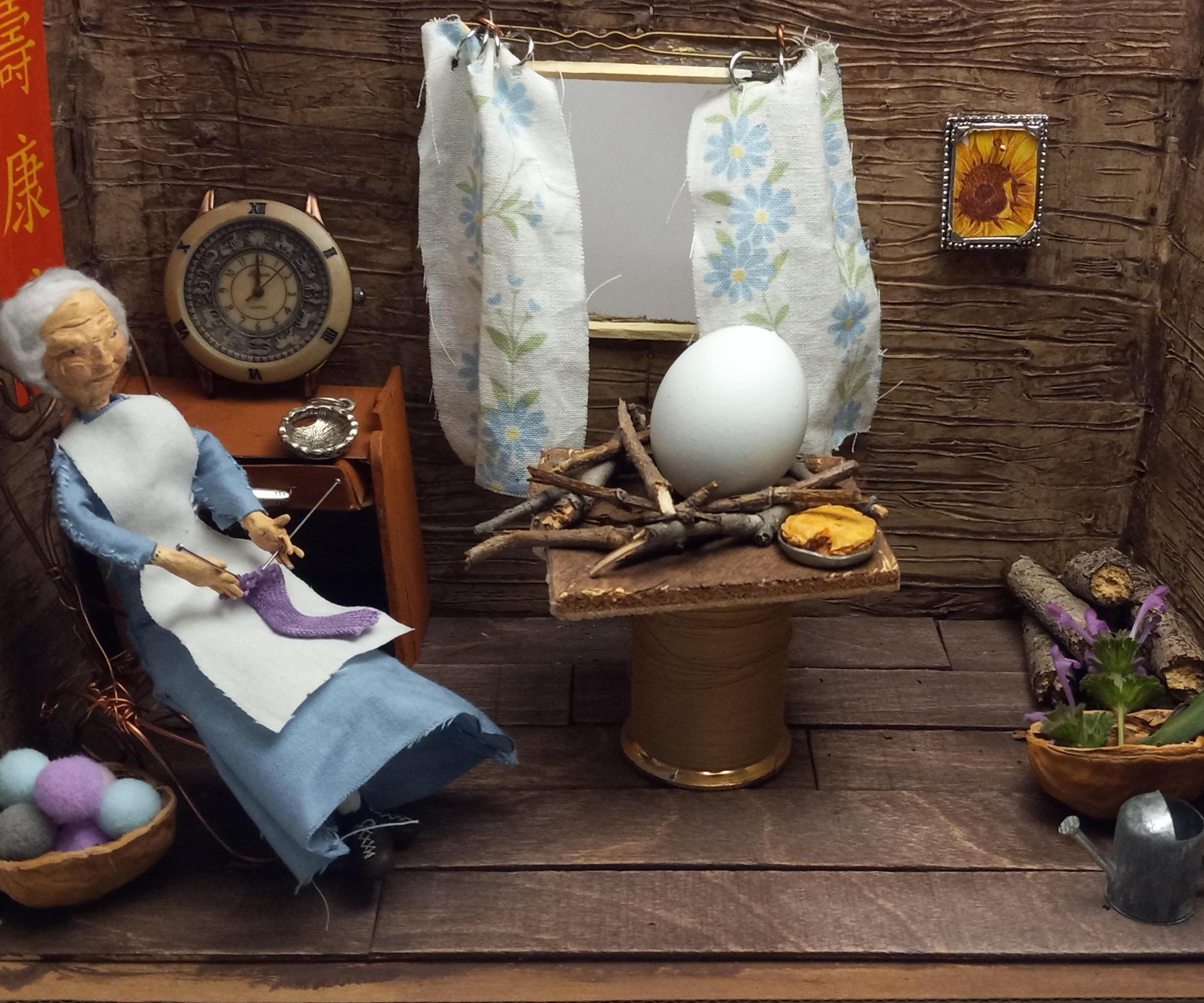 "Waiting for the Egg to Hatch" : an I Spy Inspired Diorama