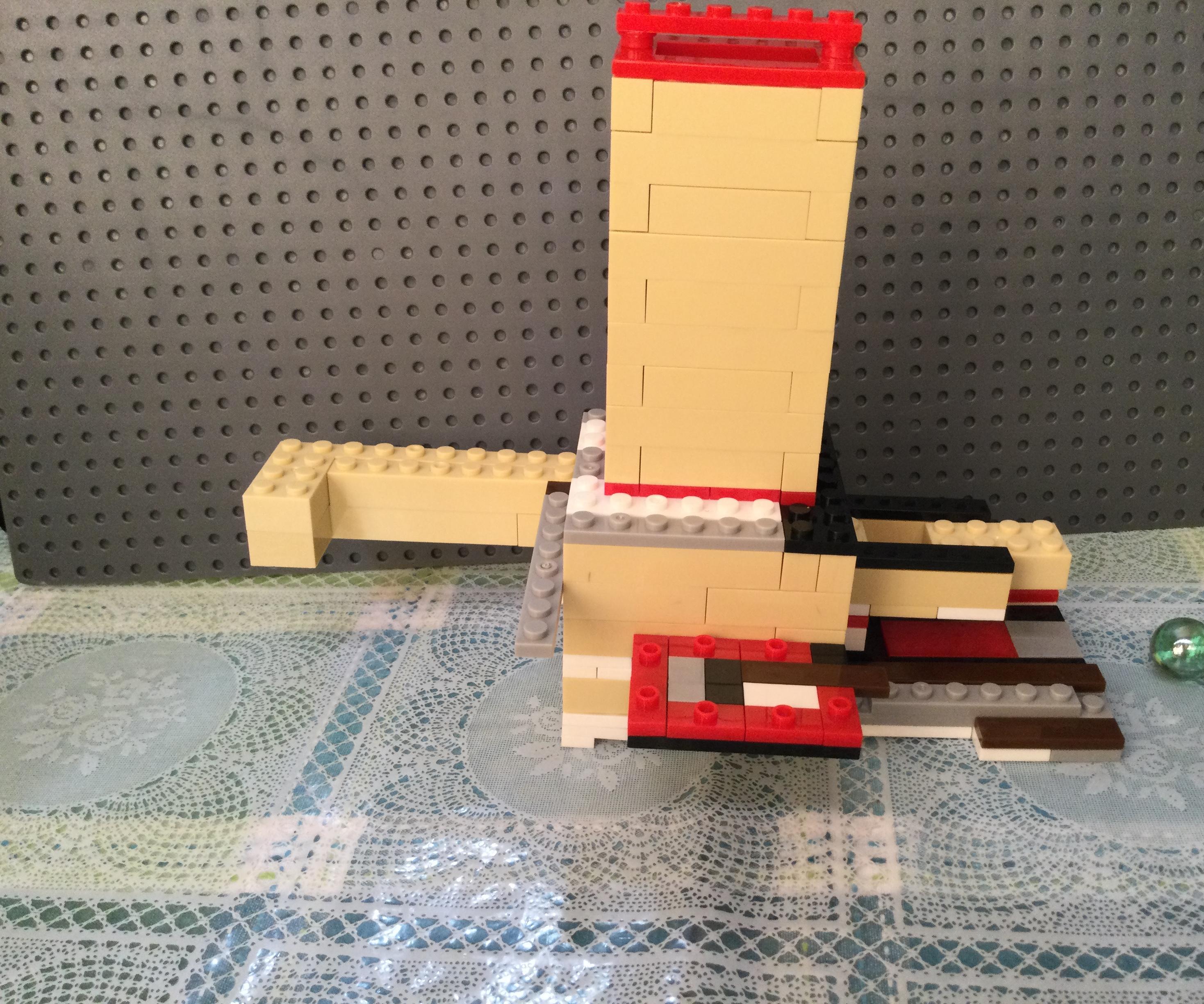 LEGO Marble Dispenser (also Works With M&Ms)