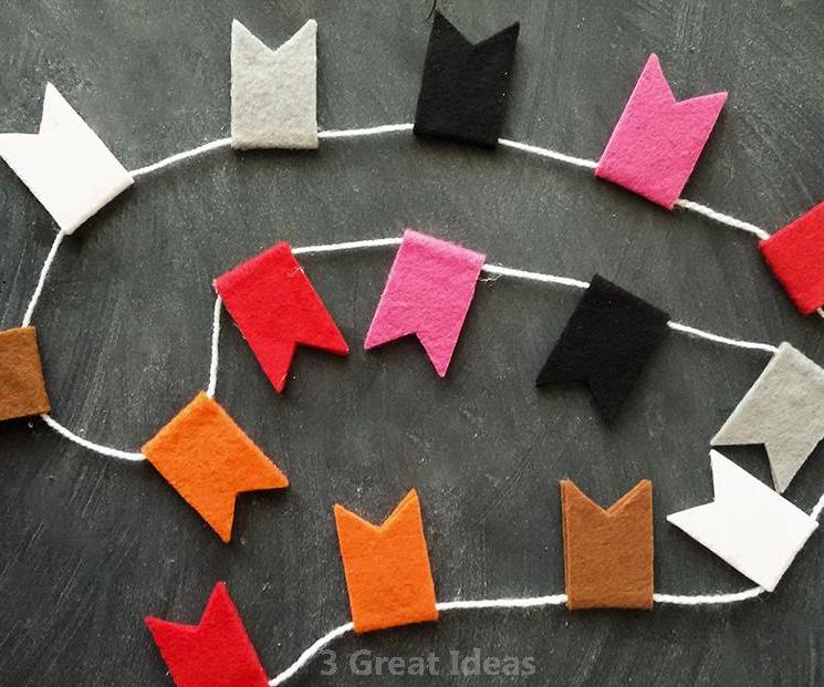 Garland Room Decor Idea With Felt