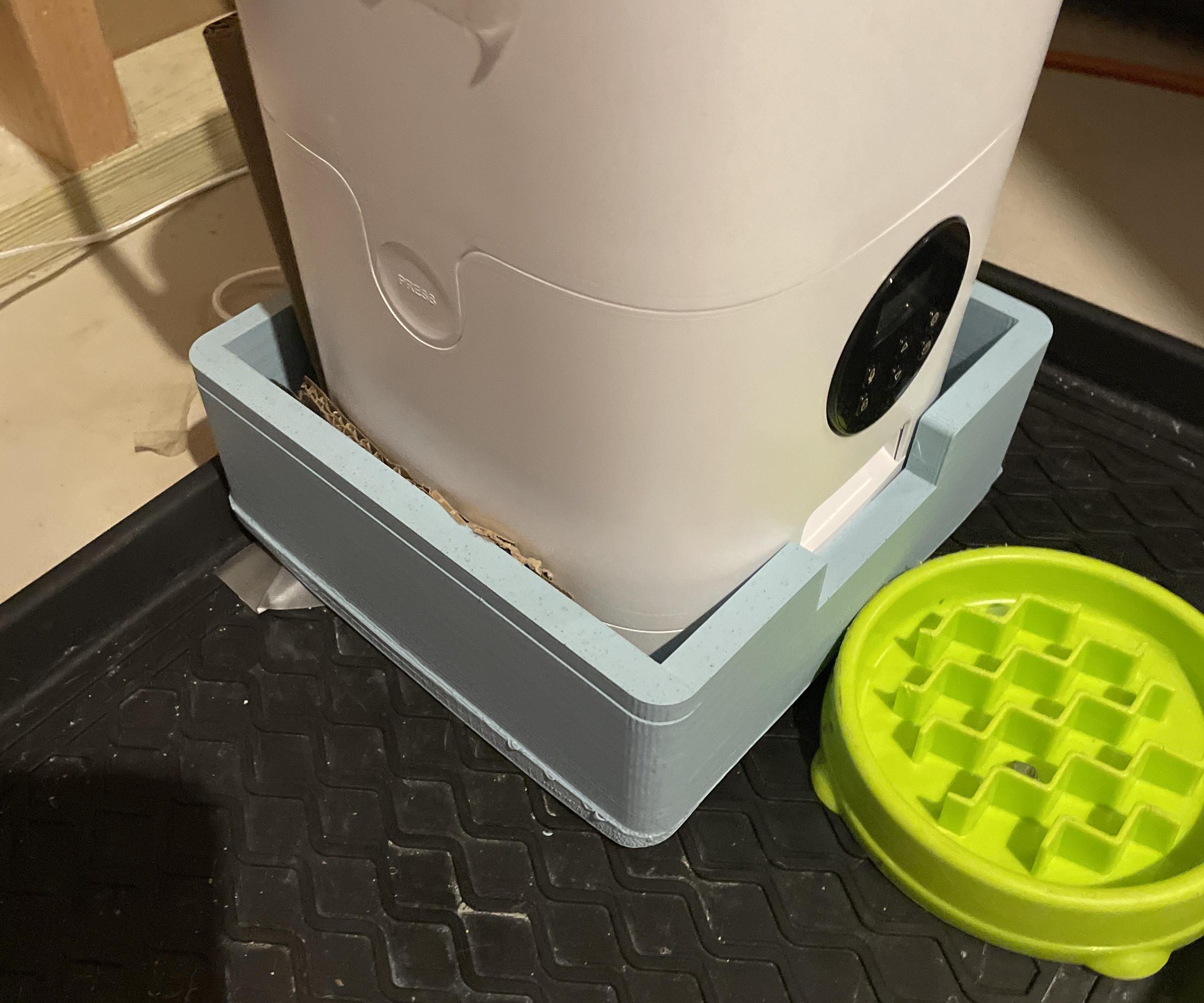 Custom Cat Feeder Holder