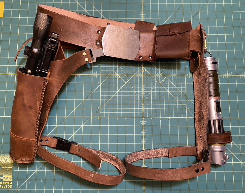 Han Solo Smuggler Style Belt and Buckle Tutorial for Galactic Starcruiser