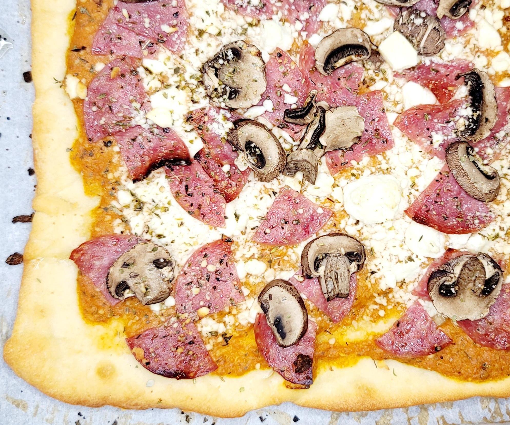 Feta Salami Pizza With Pesto Tomato Sauce 