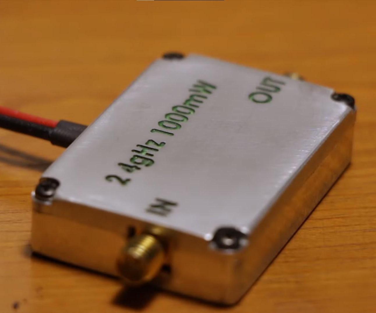 DIY 1000 mW 2.4 GHz RF Amplifier