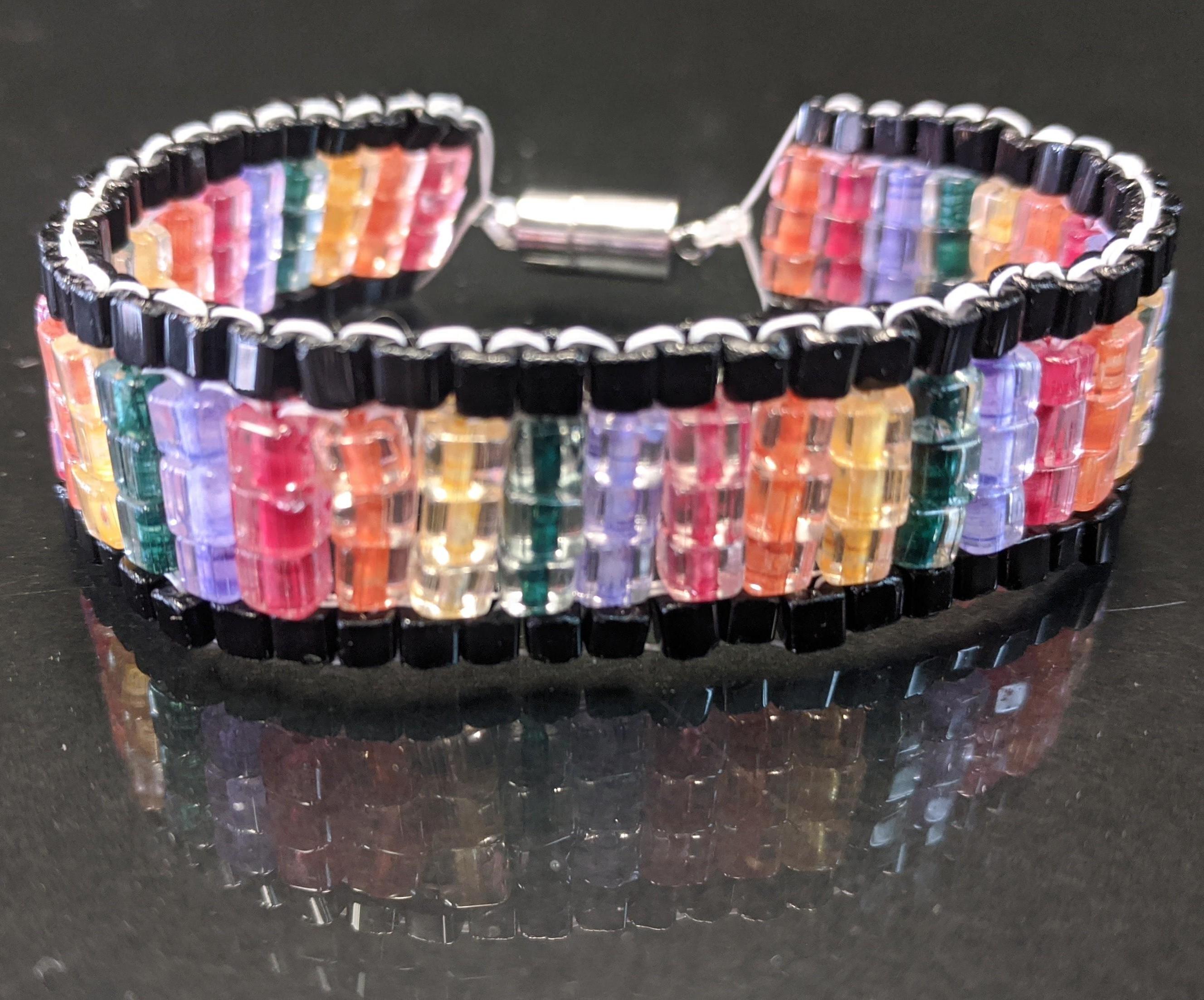 Make a Flat Rainbow Bracelet!
