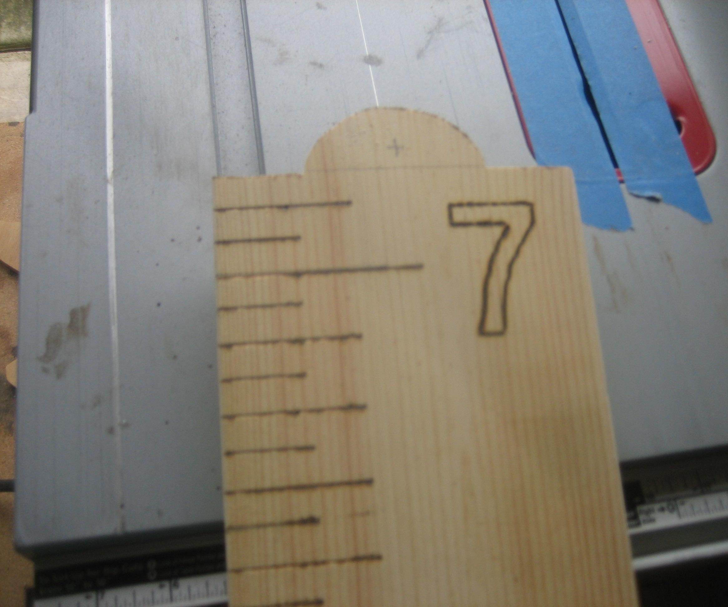 HEIGHT MEASURING RULER