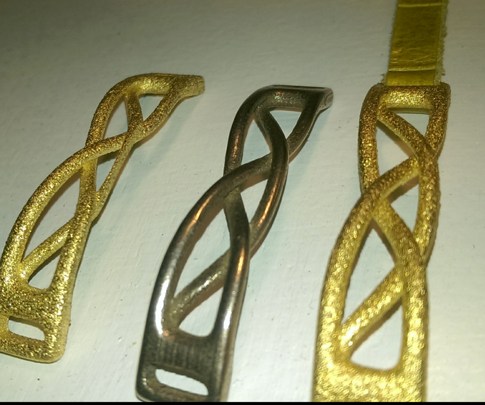 Design the Bracelet in Fusion 360 and Produce It in Gold With a 3D Printer