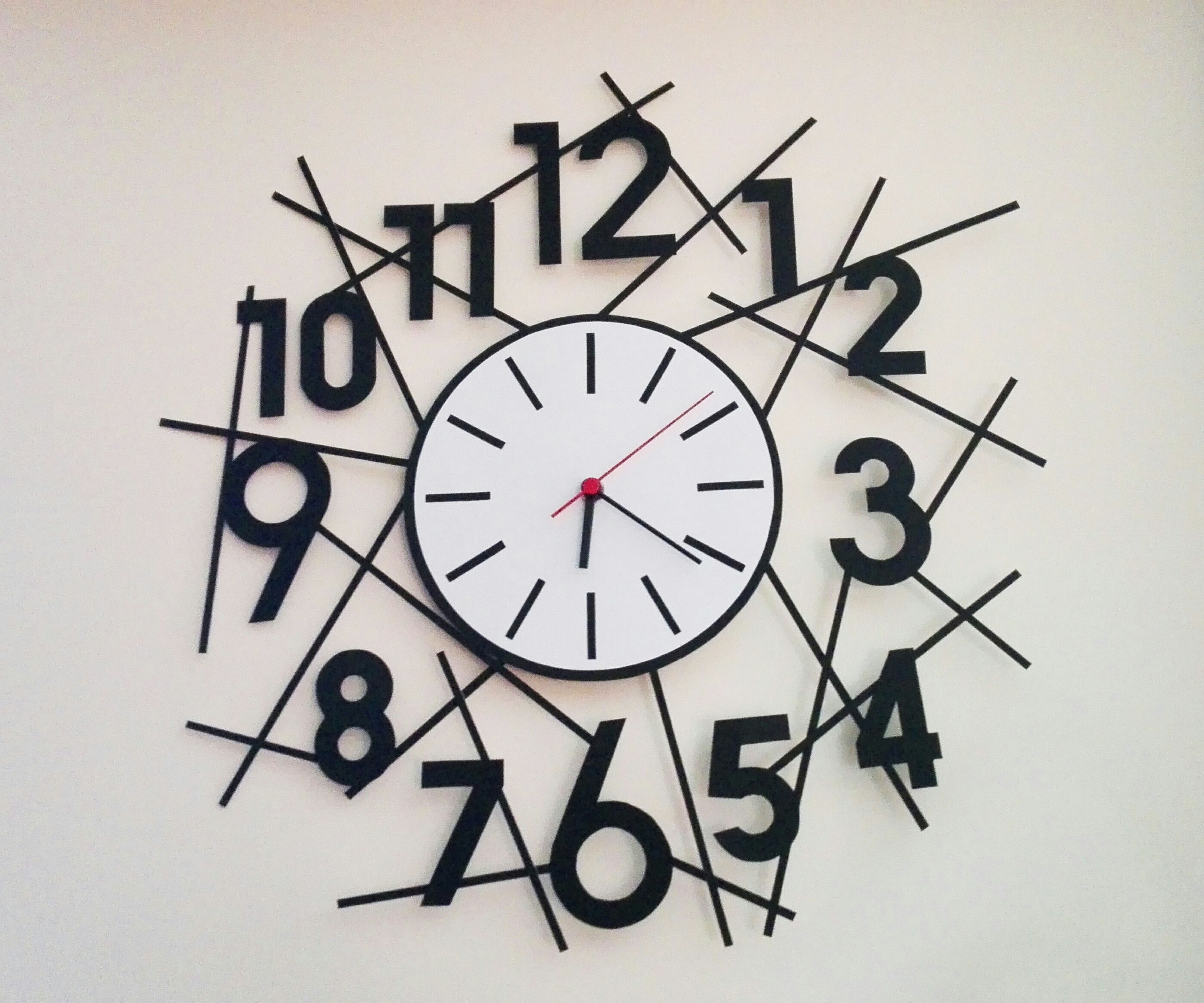 Easy Modern Wall Clock (3 models)
