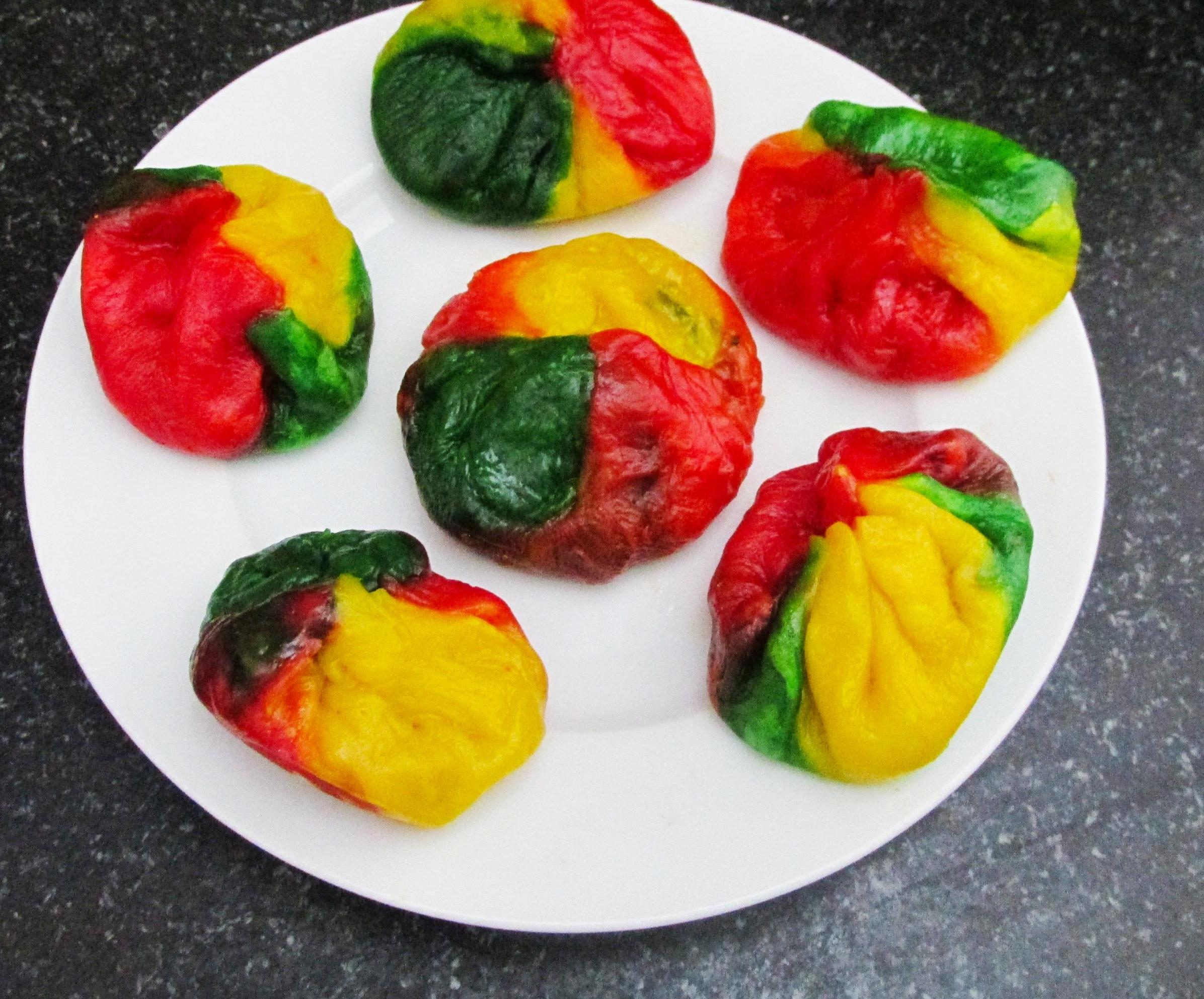 Rainbow Momos