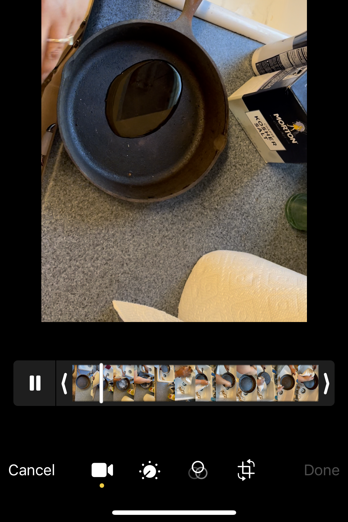 How to Clean an Iron Skillet - Quick and Easy