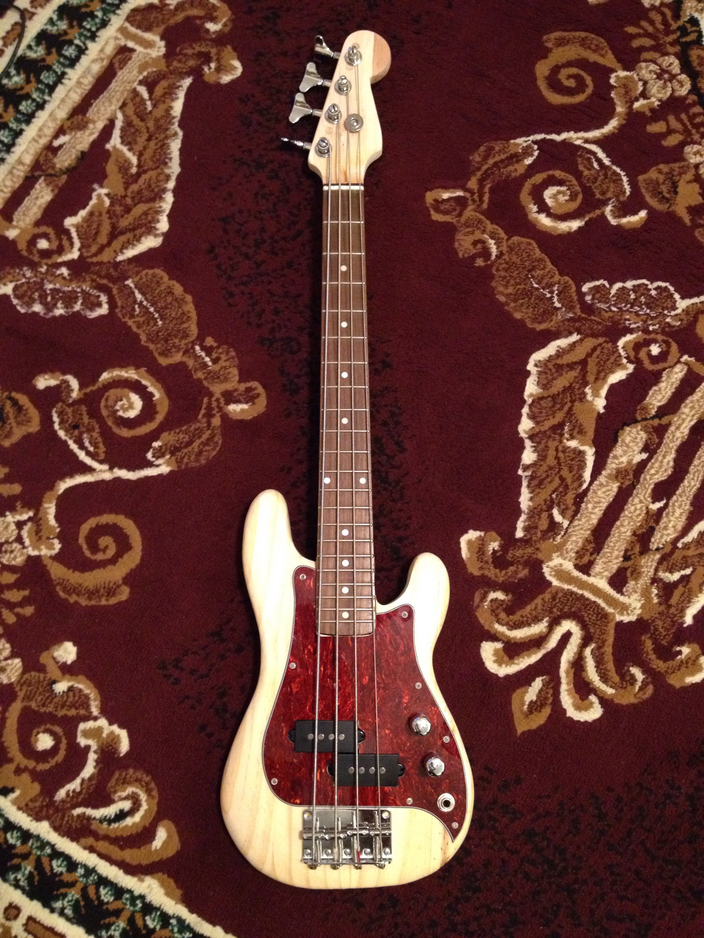 Build a Half-Size Travel Bass Guitar 